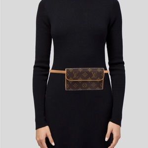 Louis Vuitton pochette belt bag